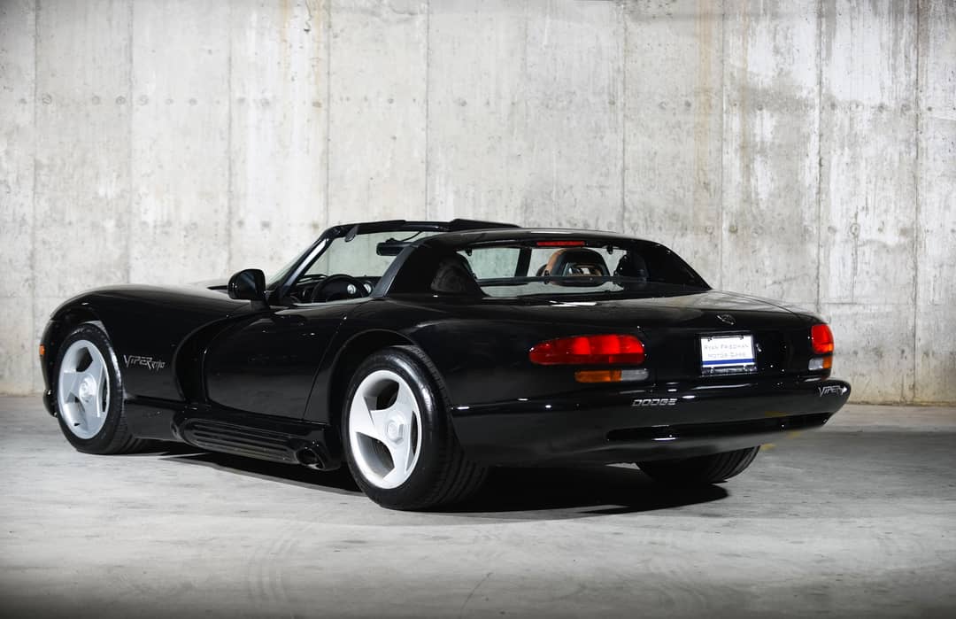1995 Dodge Viper RT/10 — photo 14