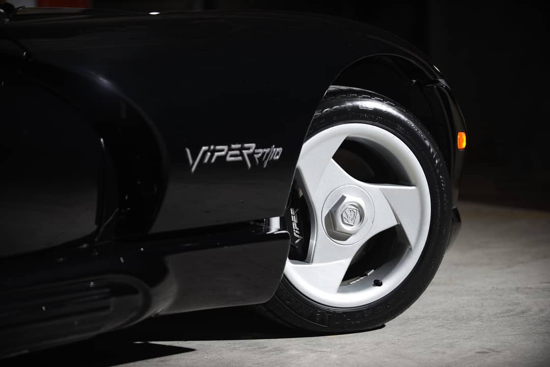 1995 Dodge Viper RT/10 — photo 5