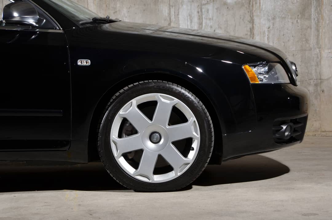 2004 Audi S4 quattro — photo 11