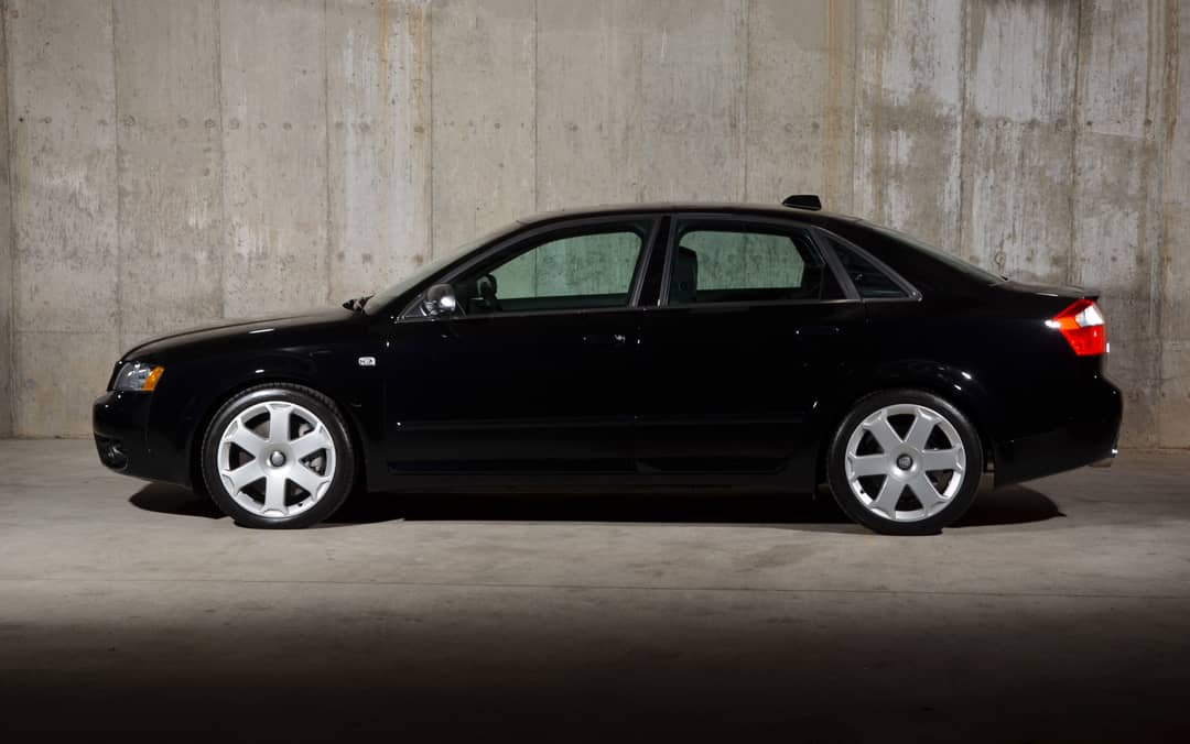 2004 Audi S4 quattro — photo 13