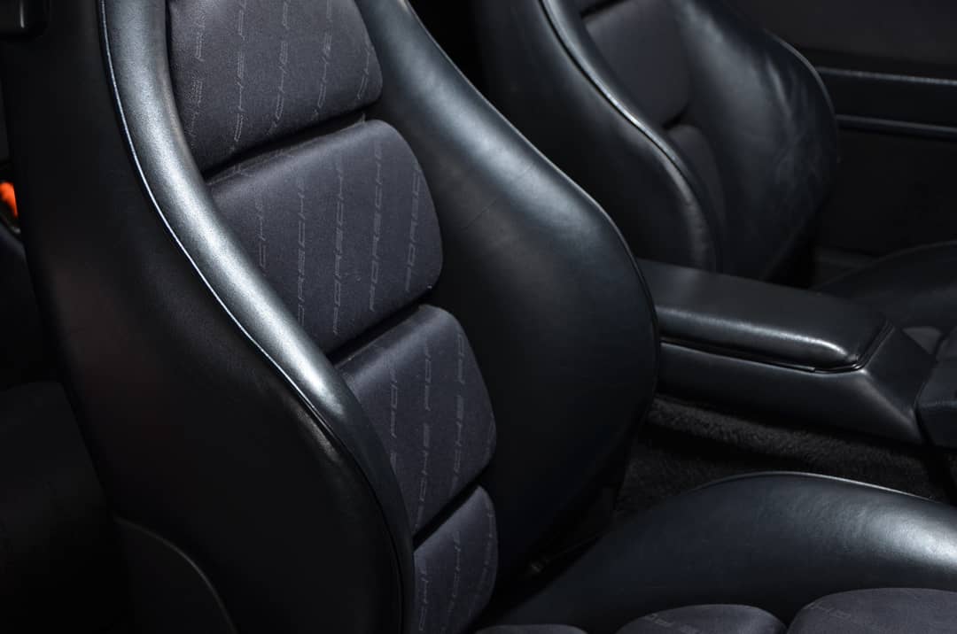 1987 Porsche 928 S4 — photo 39