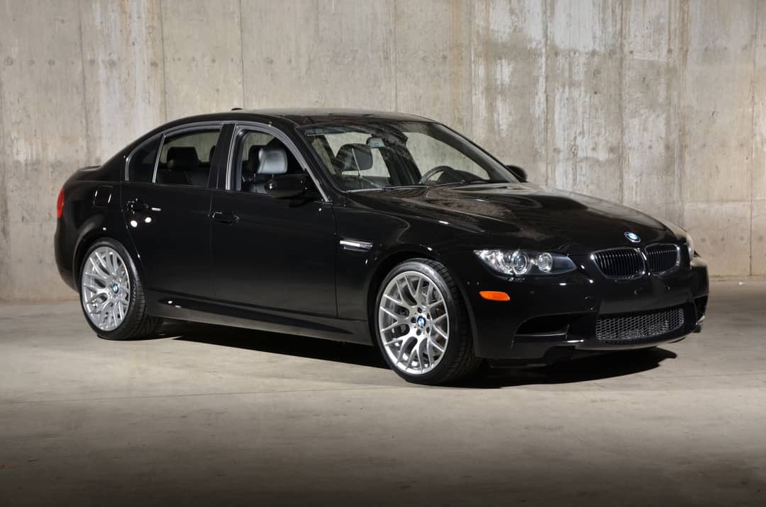 2011 BMW M3 — photo 12