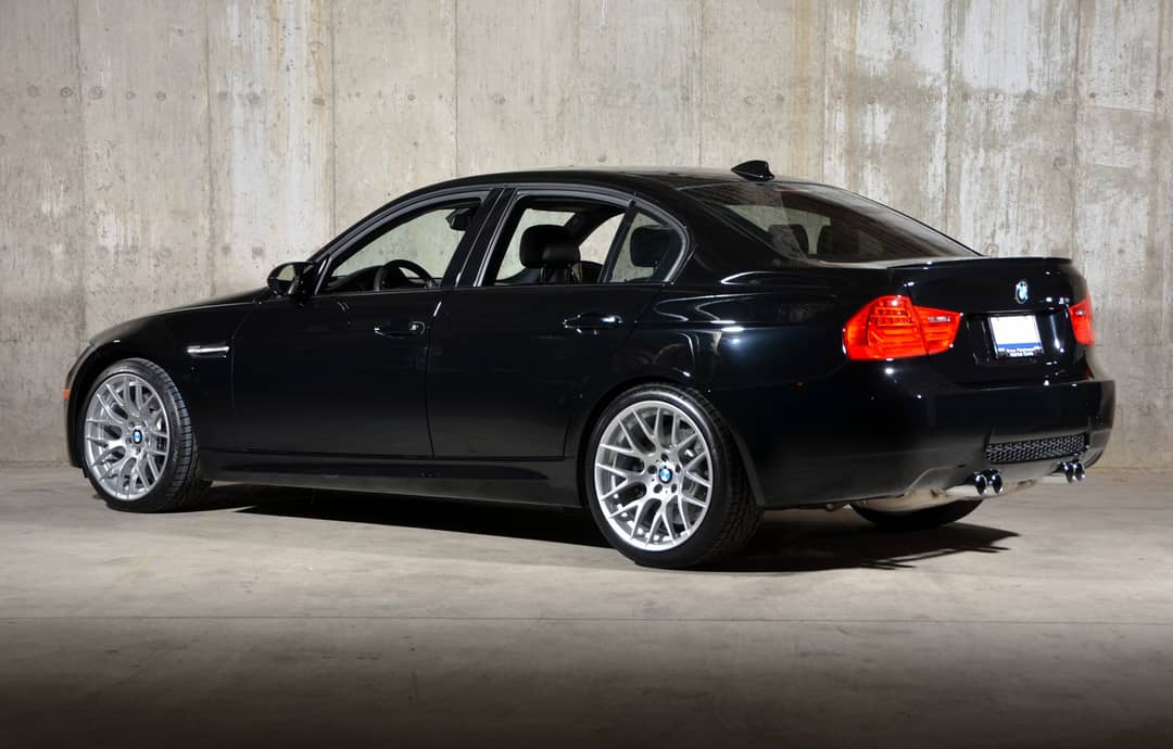 2011 BMW M3 — photo 13