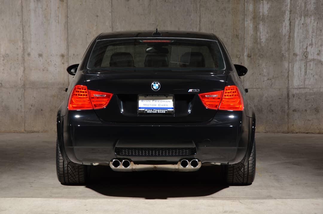 2011 BMW M3 — photo 16