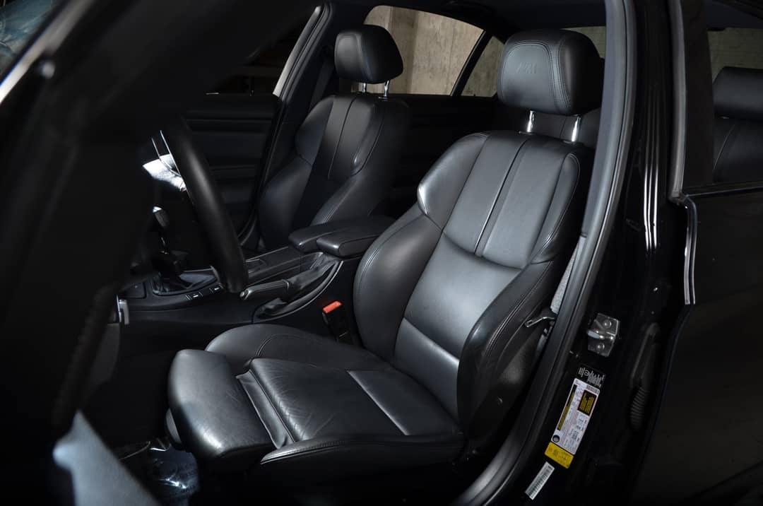 2011 BMW M3 — photo 22