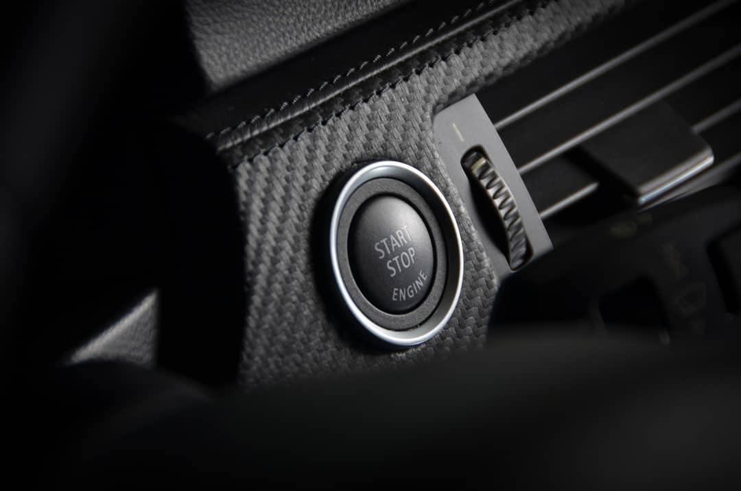 2011 BMW M3 — photo 25