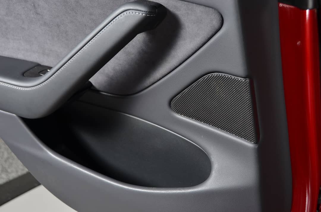 2018 Tesla Model 3 Long Range — photo 13