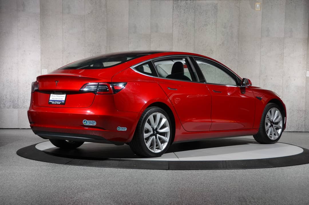 2018 Tesla Model 3 Long Range — photo 7