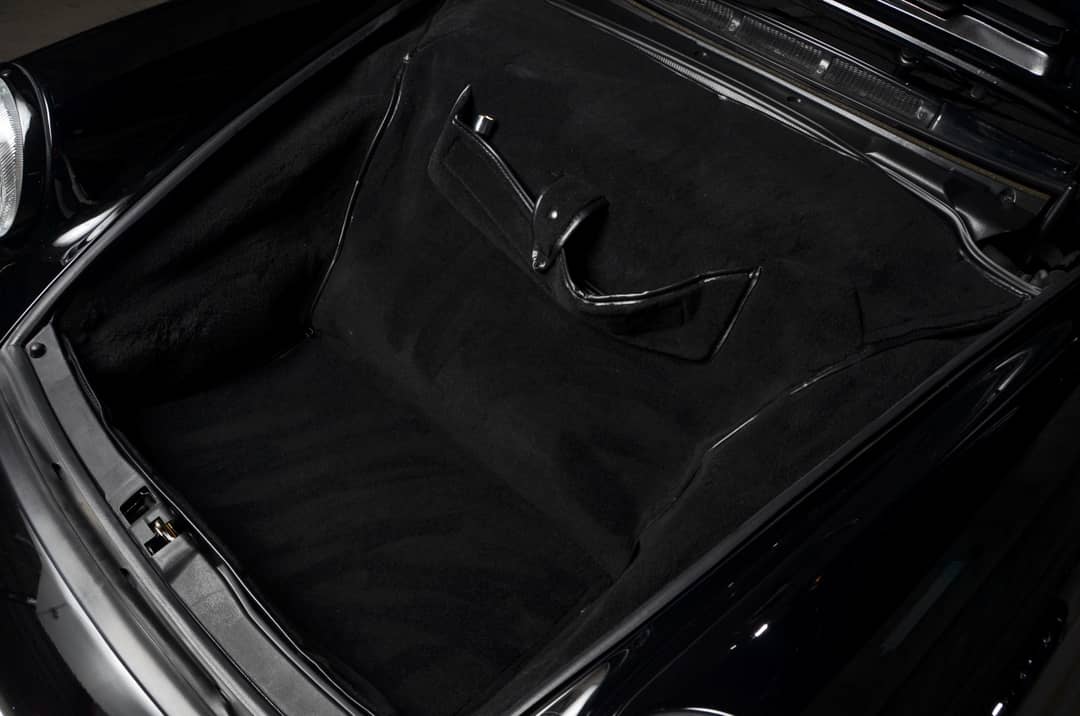 1992 Porsche 911 Carrera 2 Targa — photo 11