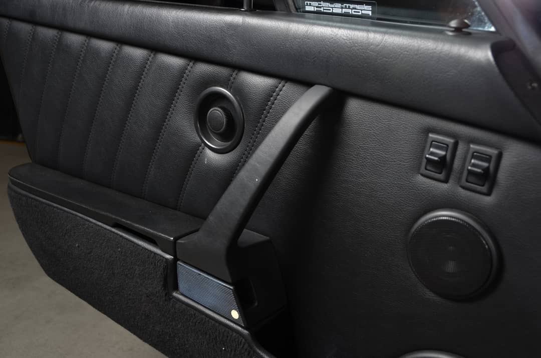 1992 Porsche 911 Carrera 2 Targa — photo 22