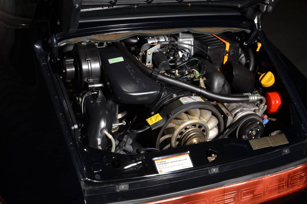 1992 Porsche 911 Carrera 2 Targa — photo 9