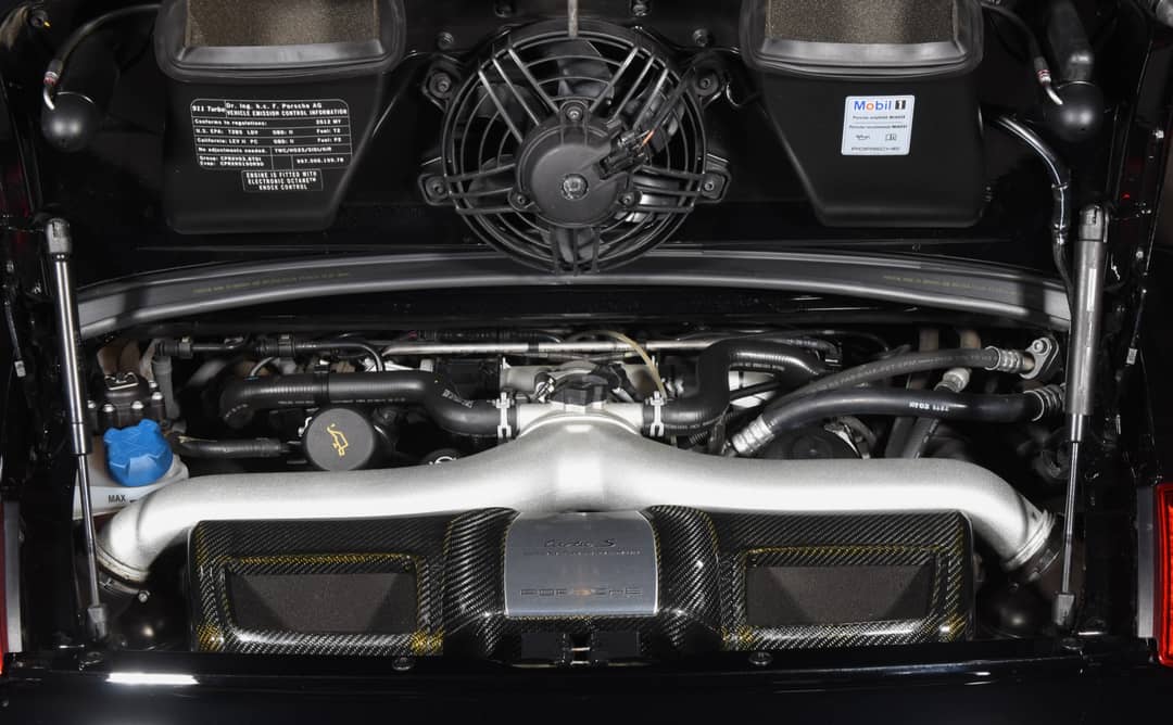 2012 Porsche 911 Turbo S — photo 36