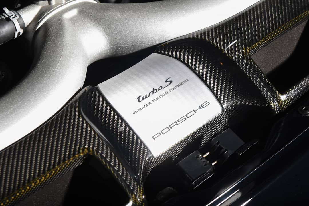 2012 Porsche 911 Turbo S — photo 37