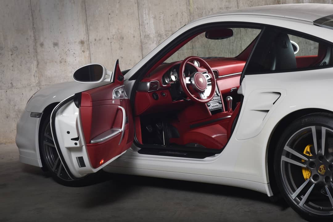 2012 Porsche 911 Turbo — photo 19