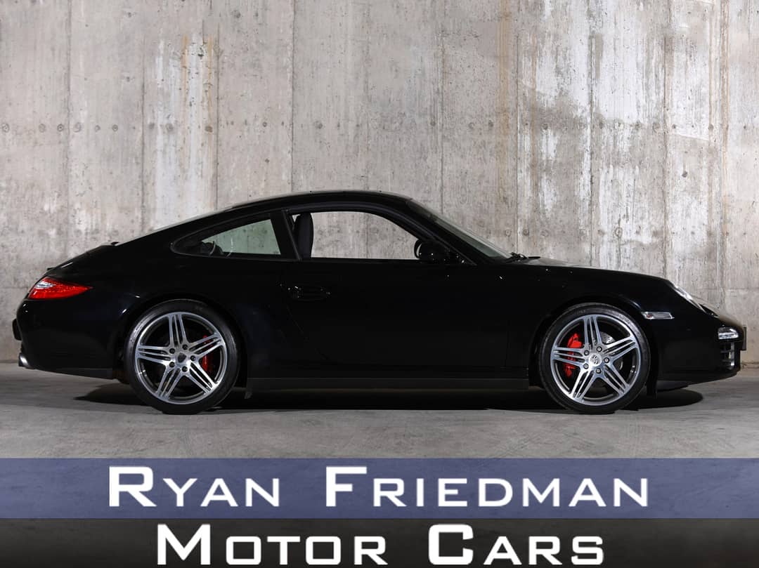 2010 Porsche 911 Carrera 4S — photo 1