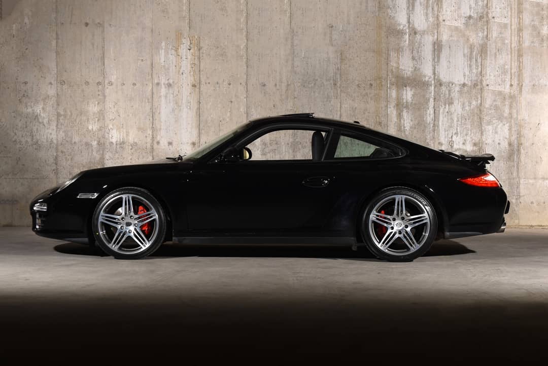 2010 Porsche 911 Carrera 4S — photo 13