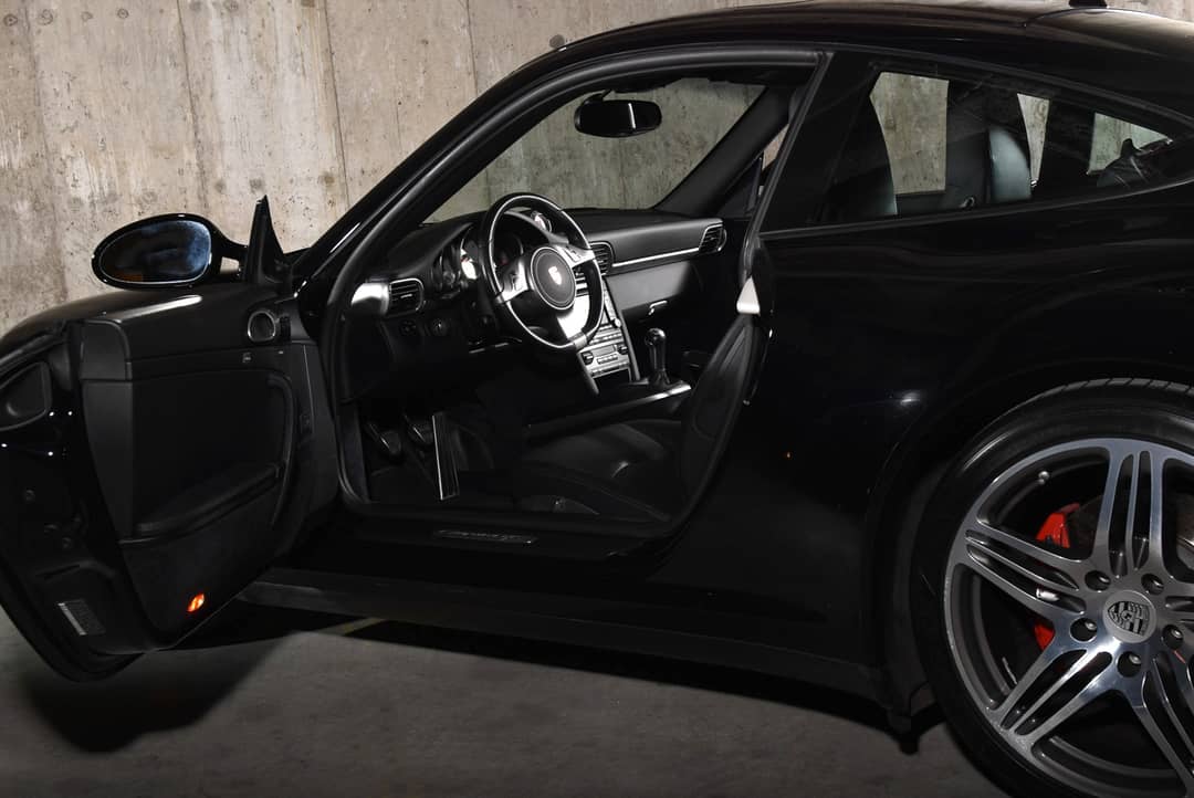 2010 Porsche 911 Carrera 4S — photo 19