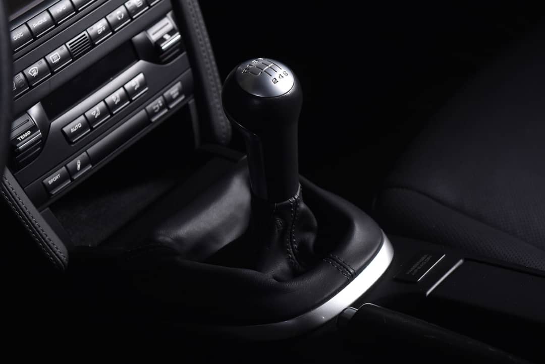 2010 Porsche 911 Carrera 4S — photo 27