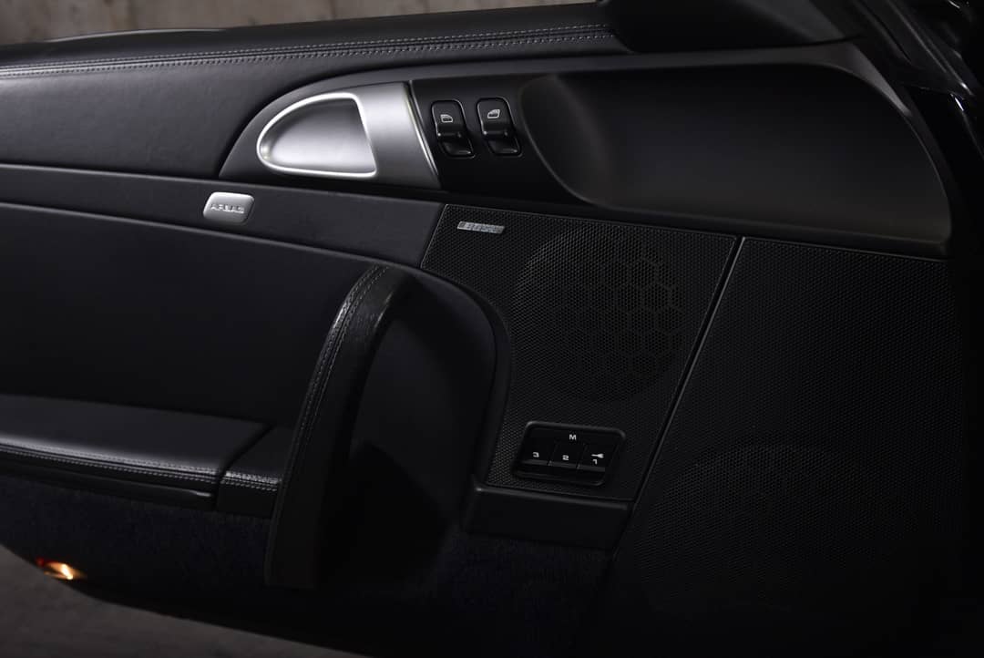 2010 Porsche 911 Carrera 4S — photo 29