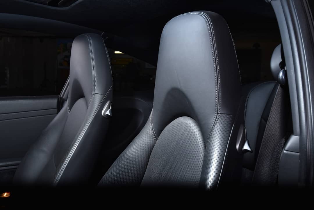 2010 Porsche 911 Carrera 4S — photo 35
