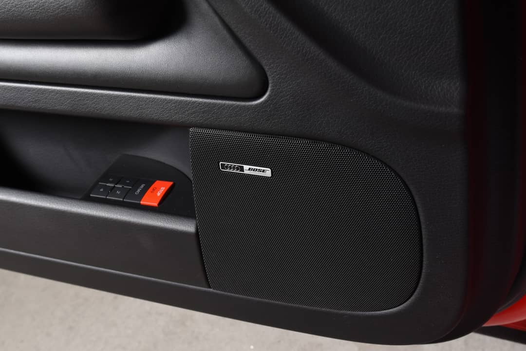 2004 Audi S4 quattro — photo 17