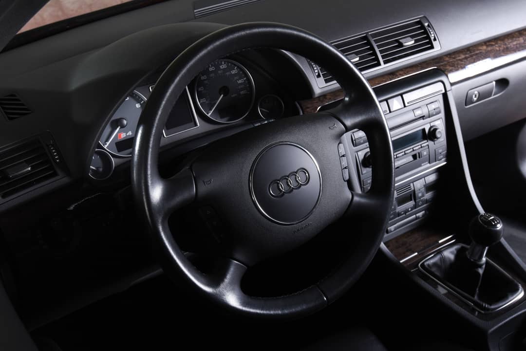 2004 Audi S4 quattro — photo 22