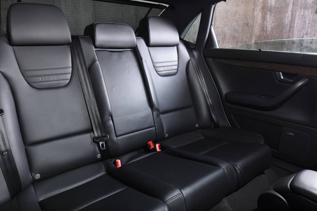 2004 Audi S4 quattro — photo 27