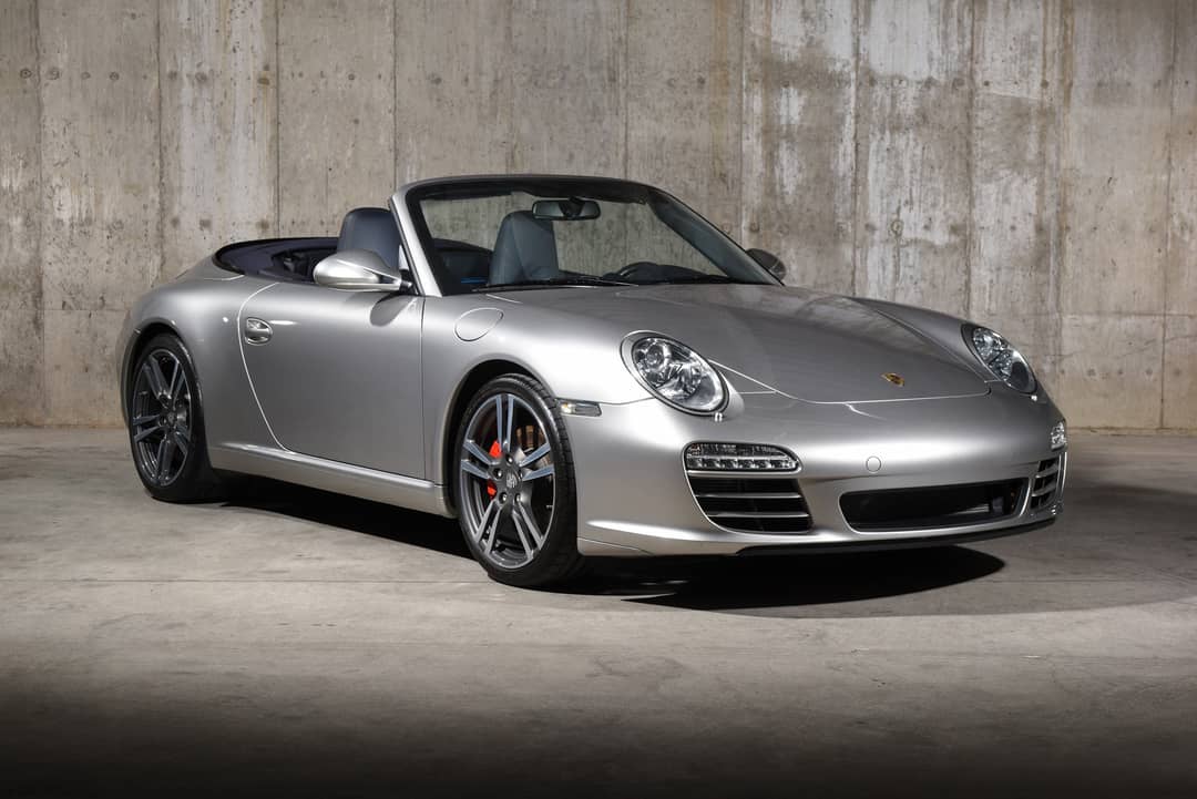 2011 Porsche 911 Carrera S — photo 2