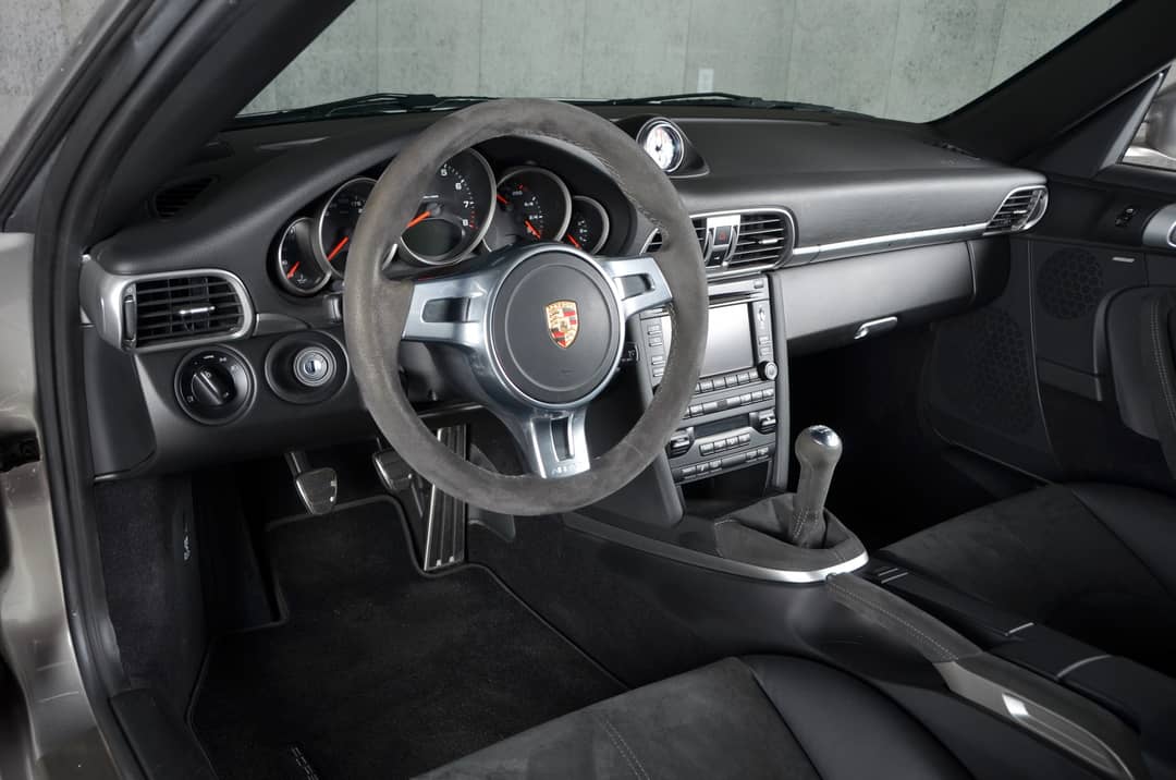 2012 Porsche 911 Carrera 4 GTS — photo 27