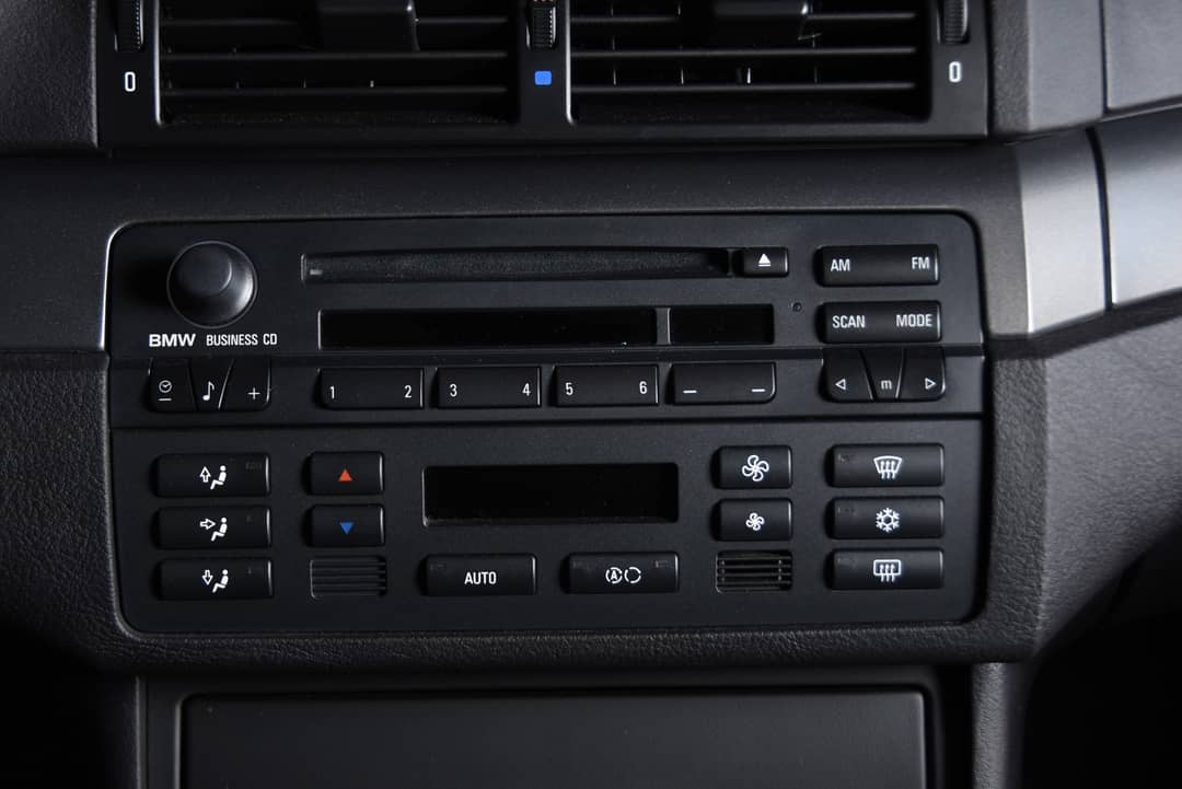 2005 BMW M3 — photo 38