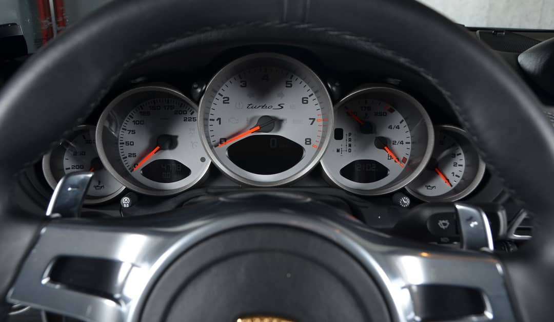 2013 Porsche 911 Turbo S — photo 34