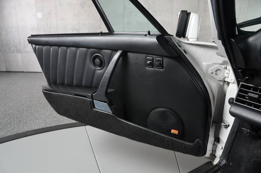 1986 Porsche 911 Carrera Targa — photo 36