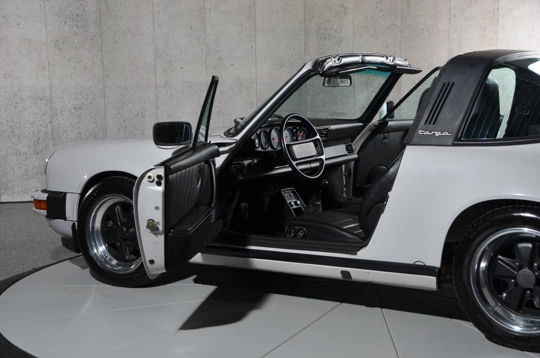 1986 Porsche 911 Carrera Targa — photo 6