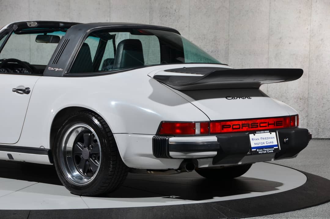 1986 Porsche 911 Carrera Targa — photo 10