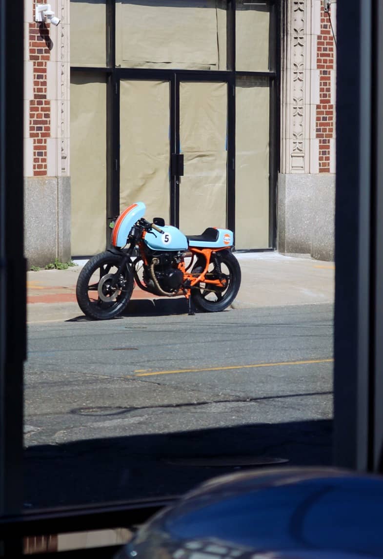 1981 Honda CM400T — photo 2