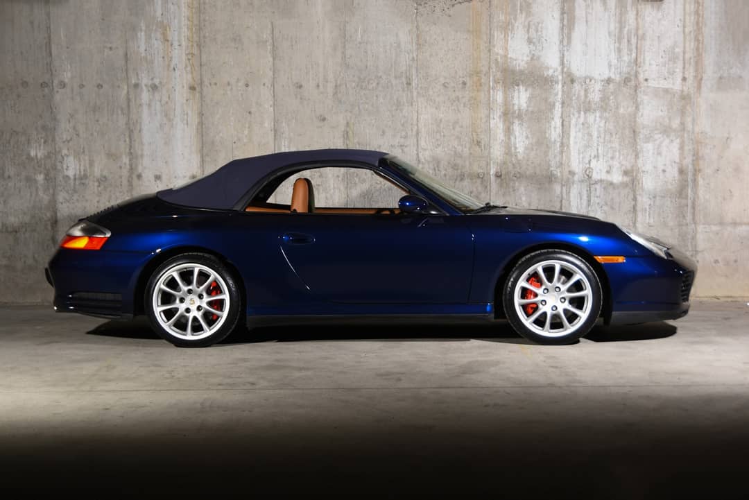 2004 Porsche 911 Carrera 4S — photo 2