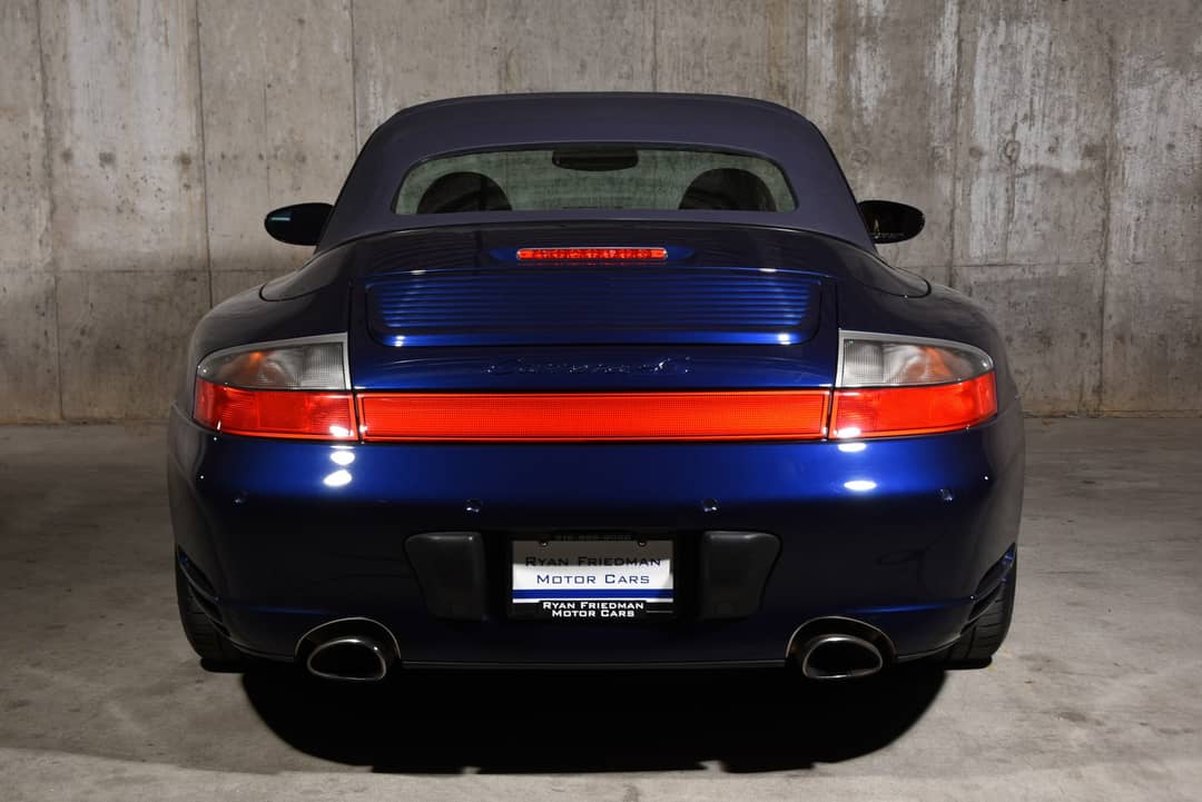 2004 Porsche 911 Carrera 4S — photo 16