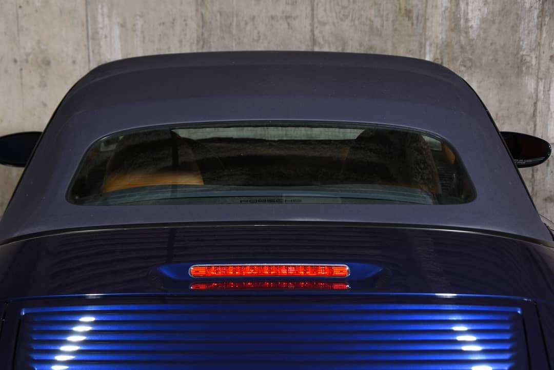 2004 Porsche 911 Carrera 4S — photo 17