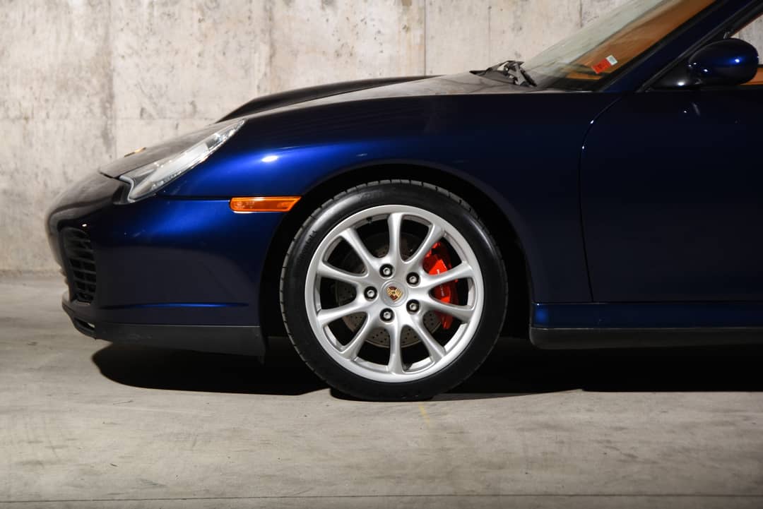2004 Porsche 911 Carrera 4S — photo 22