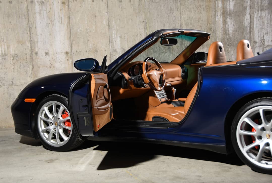 2004 Porsche 911 Carrera 4S — photo 4
