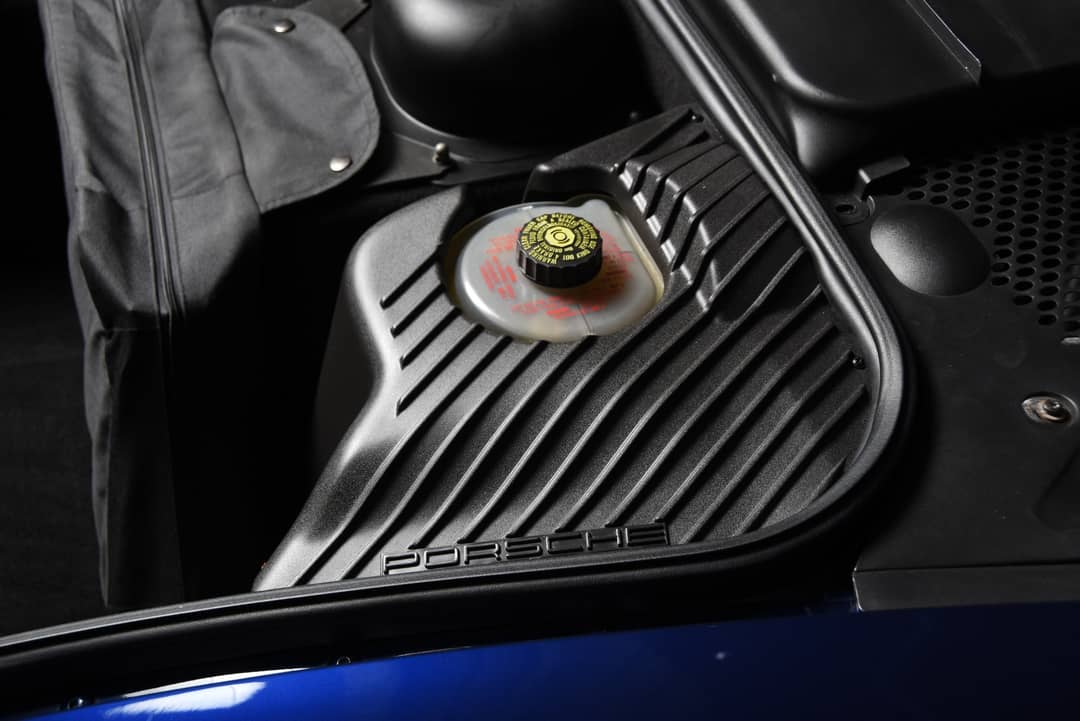 2004 Porsche 911 Carrera 4S — photo 30