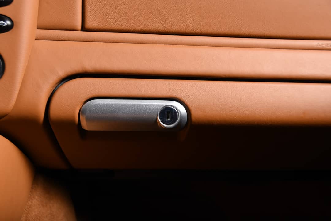 2004 Porsche 911 Carrera 4S — photo 38