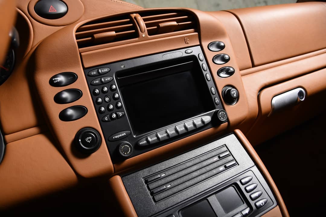 2004 Porsche 911 Carrera 4S — photo 39
