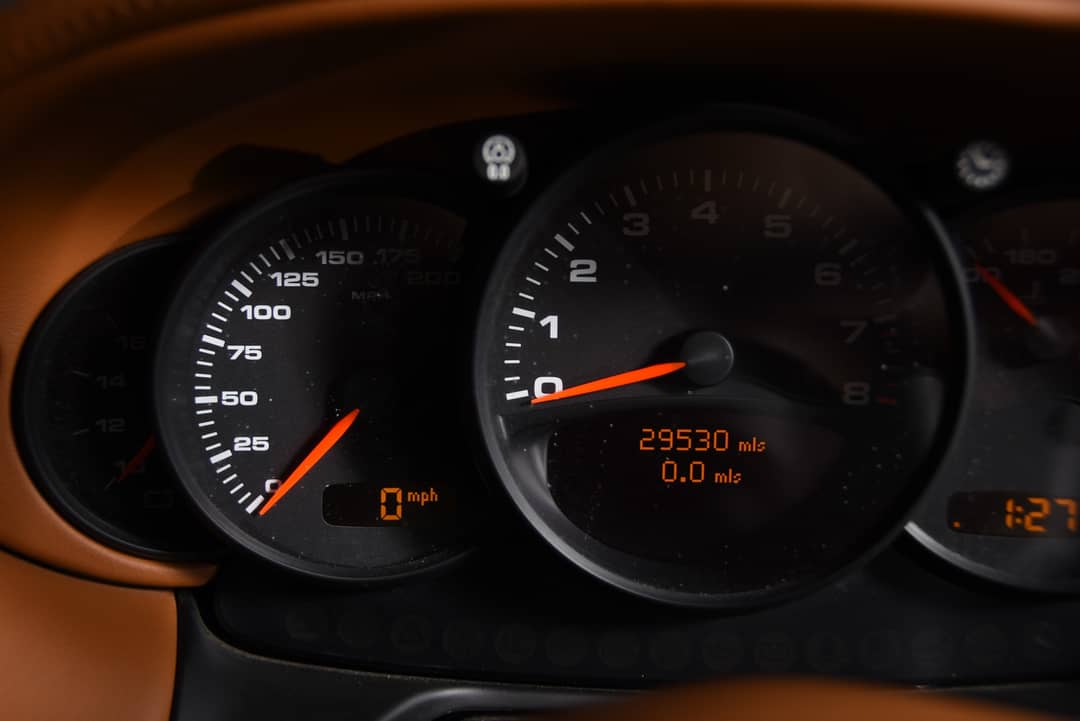 2004 Porsche 911 Carrera 4S — photo 43