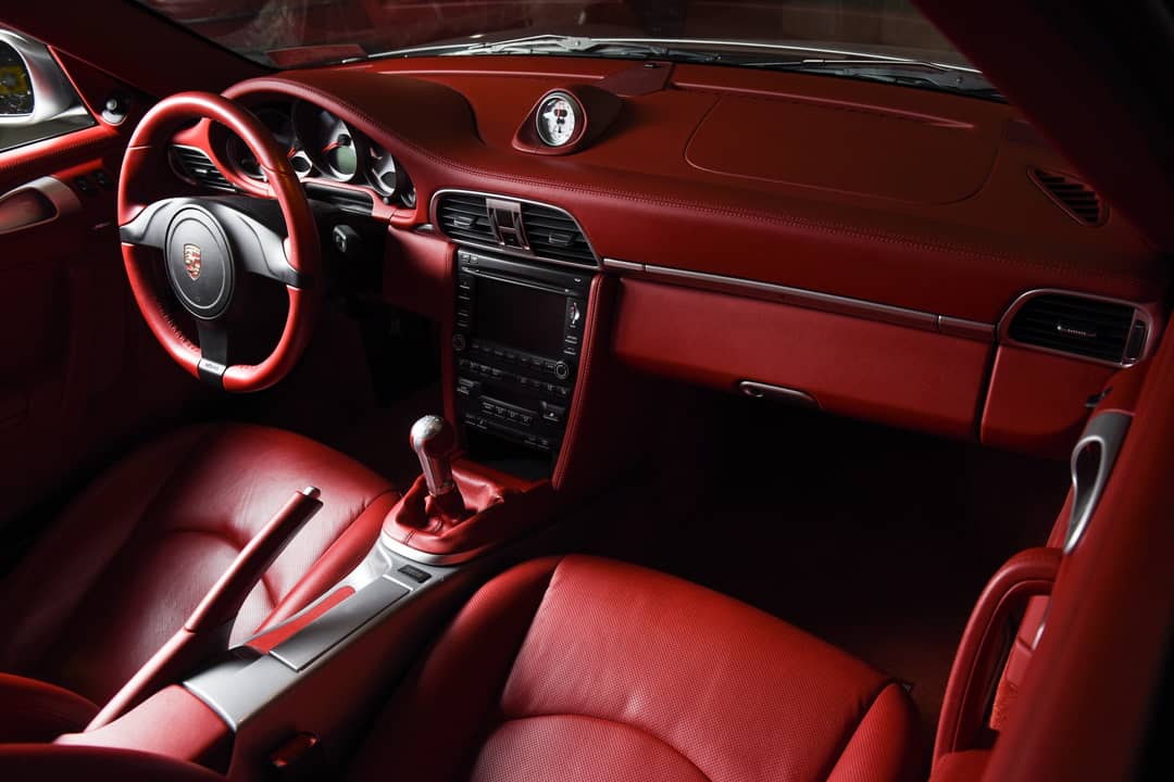2011 Porsche 911 Turbo — photo 19