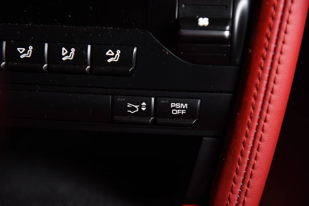 2011 Porsche 911 Turbo — photo 24