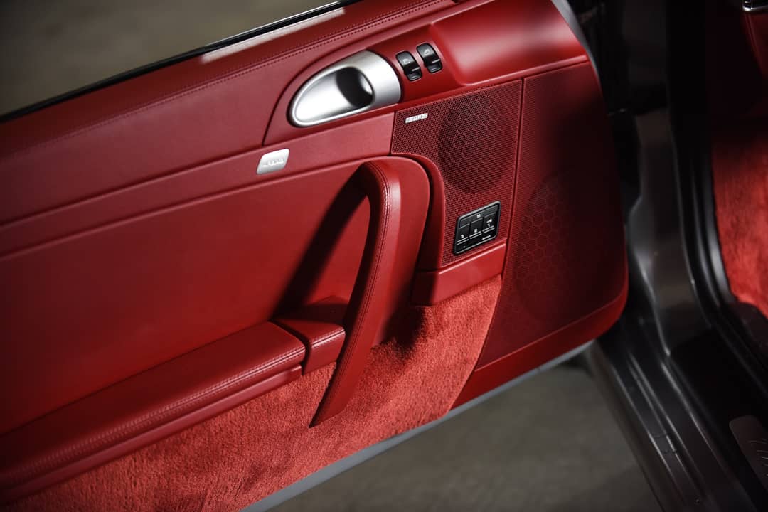 2011 Porsche 911 Turbo — photo 30