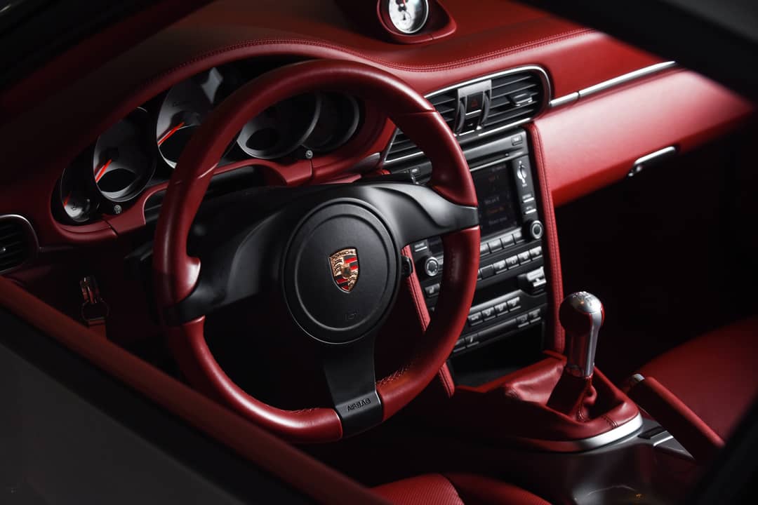 2011 Porsche 911 Turbo — photo 32