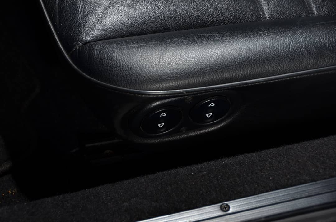 1990 Porsche 911 Carrera 2 — photo 38