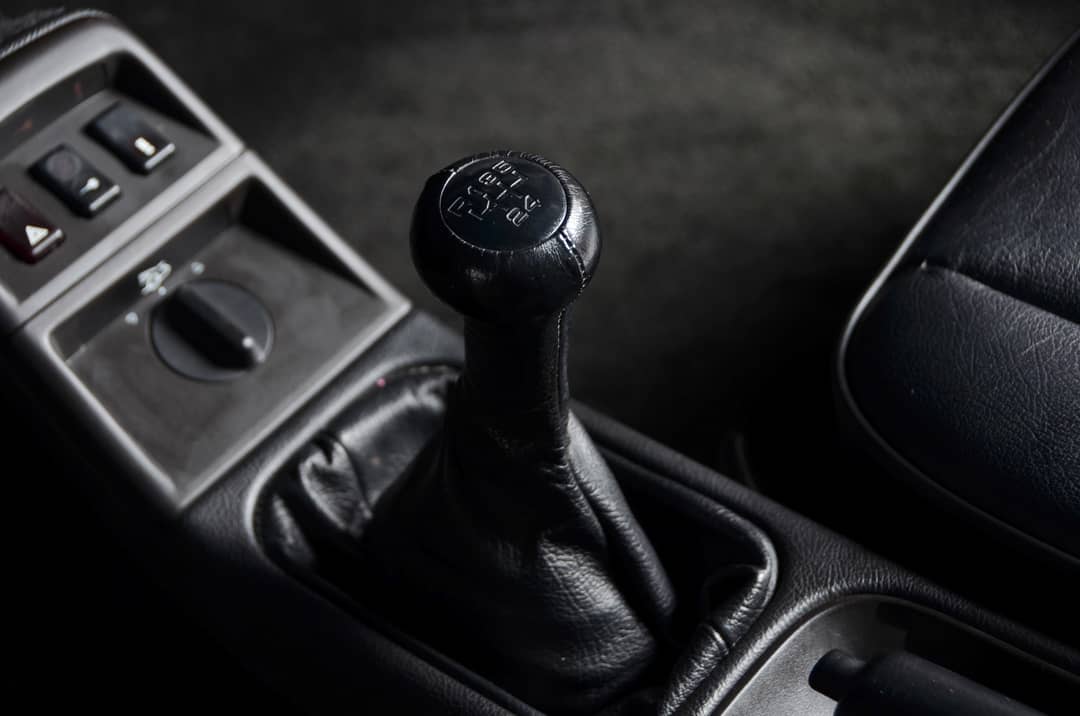 1990 Porsche 911 Carrera 2 — photo 47